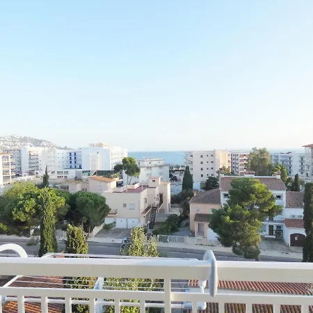Elimar Apartamento *